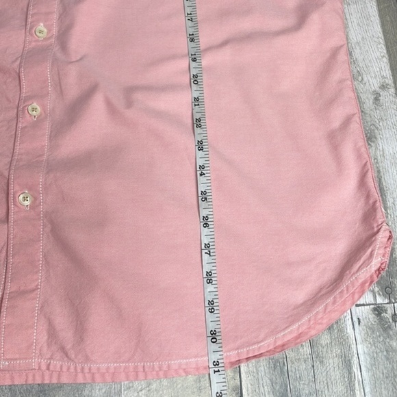 TOMMY Bahama pink button up long sleeve dress shirt. 100% cotton. Extra buttons - Picture 6 of 9